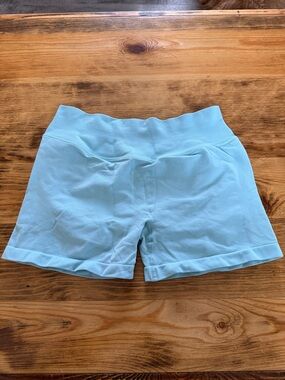 Yeoreo Softhue Light Blue Bum Scrunch Shorts